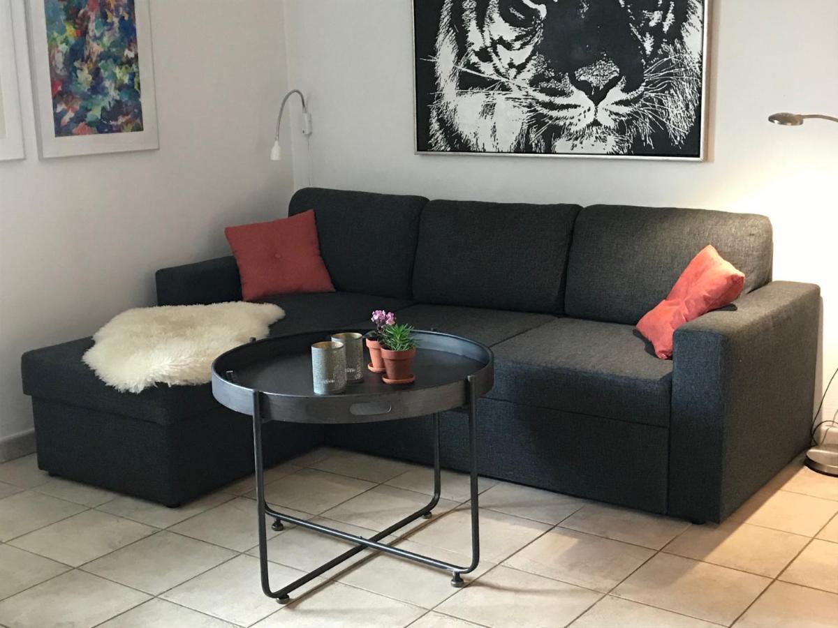 Apartment Tiklo *