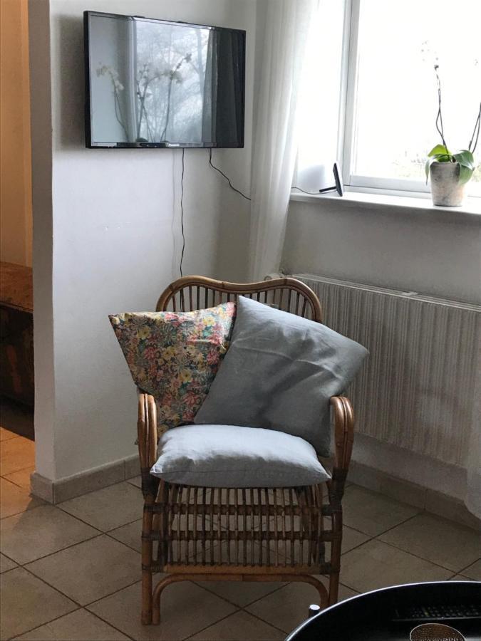 Tiklo Apartament *